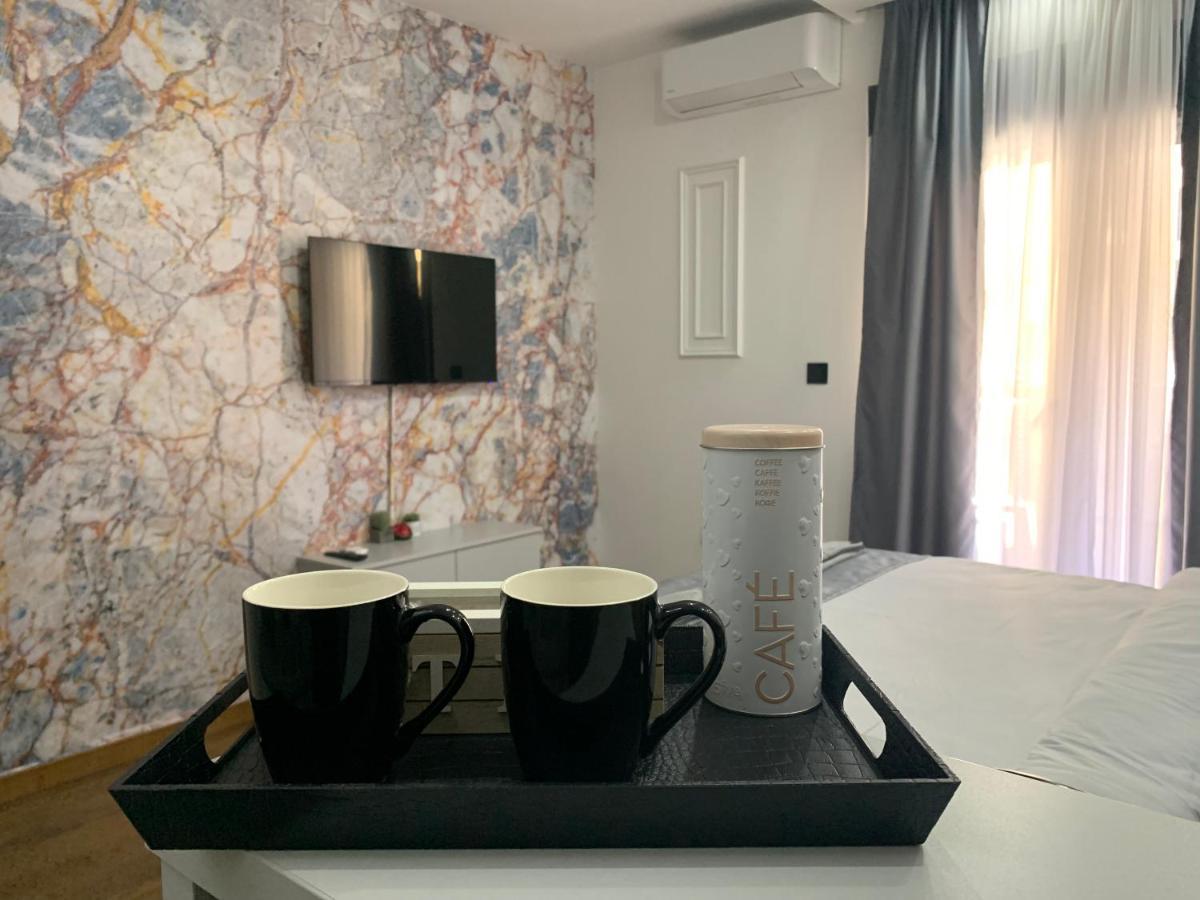 Ad Luxury Apartamento Podgorica Exterior foto