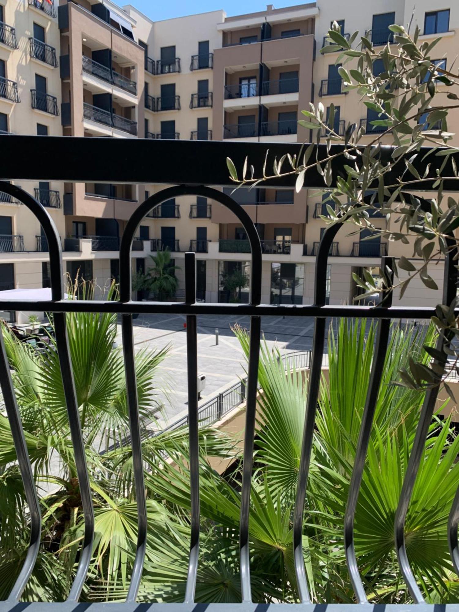Ad Luxury Apartamento Podgorica Exterior foto